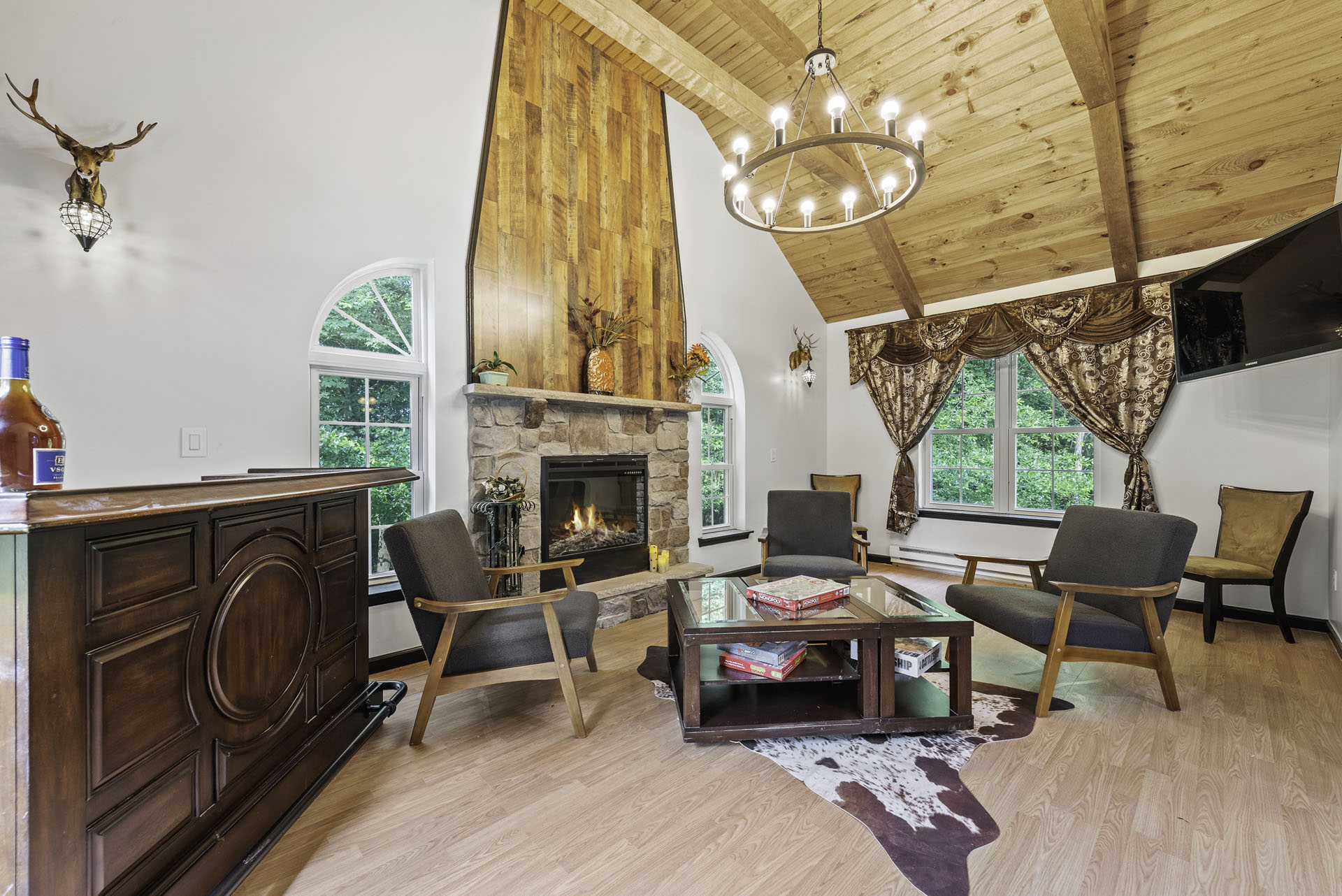 Pictures of the Interior of Houses